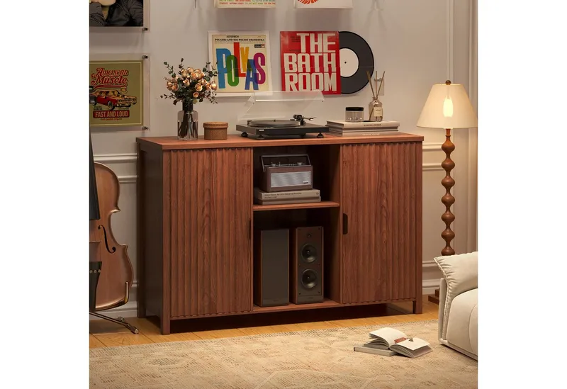 BROTTAR Sideboard Plattenspieler-Schrank, Vinylregal mit offenen Fächern, Rillentüren (1 St), mit Schallplattenaufbewahrung, Braun, – Produktbild 2 von 5