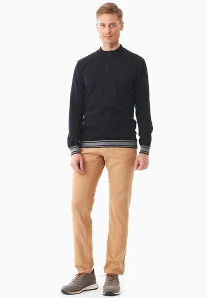 ORGANICATION ORGANICATION Pullover aus Bio-Baumwolle mit Troyerkragen, Black, – Produktbild 2 von 4