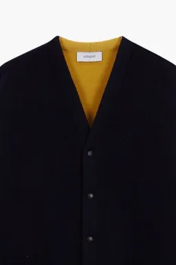 Unfeigned Unfeigned Winter Cardigan Navy / Mustard – Produktbild 1 von 1