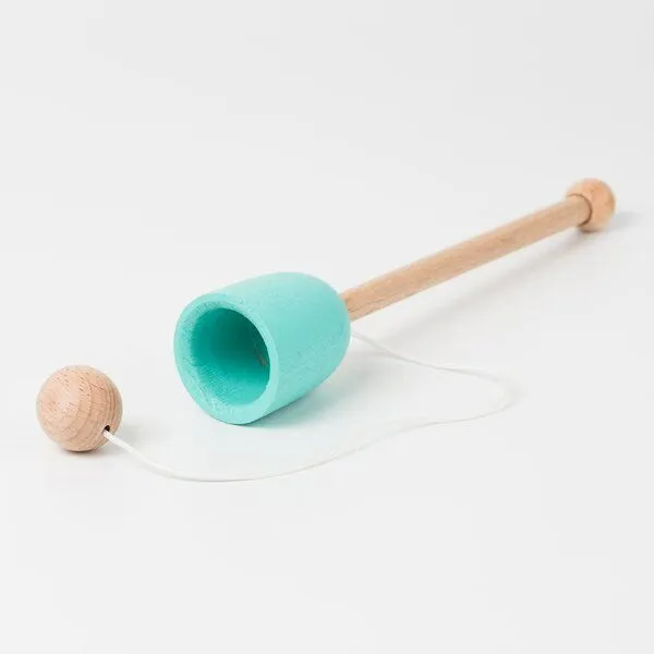 Me&Mine Mini-Becher und Ball aus Holz von Me&Mine, Türkis, – Produktbild 1 von 2