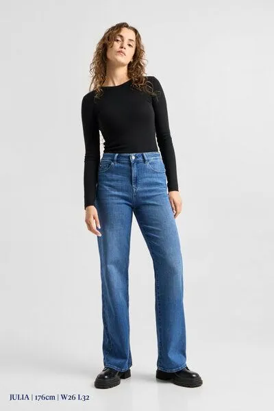 DAWN Damen Jeans DEW High Waist Flared DAWN Bio-Baumwolle, Medium blue, – Produktbild 4 von 7