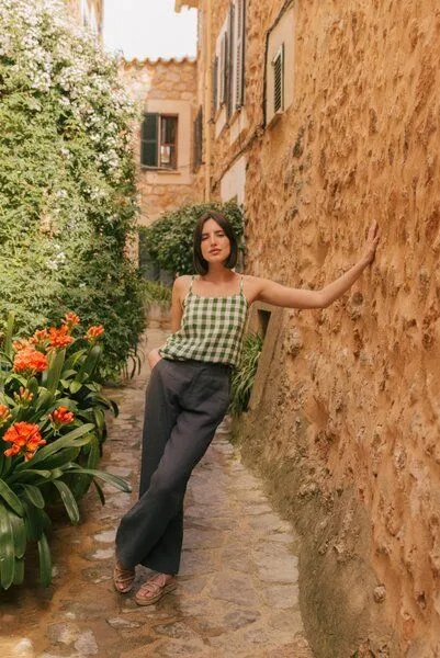 AmourLinen AmourLinen Barbora gerade Leinenhose, Holzkohle, – Produktbild 1 von 3