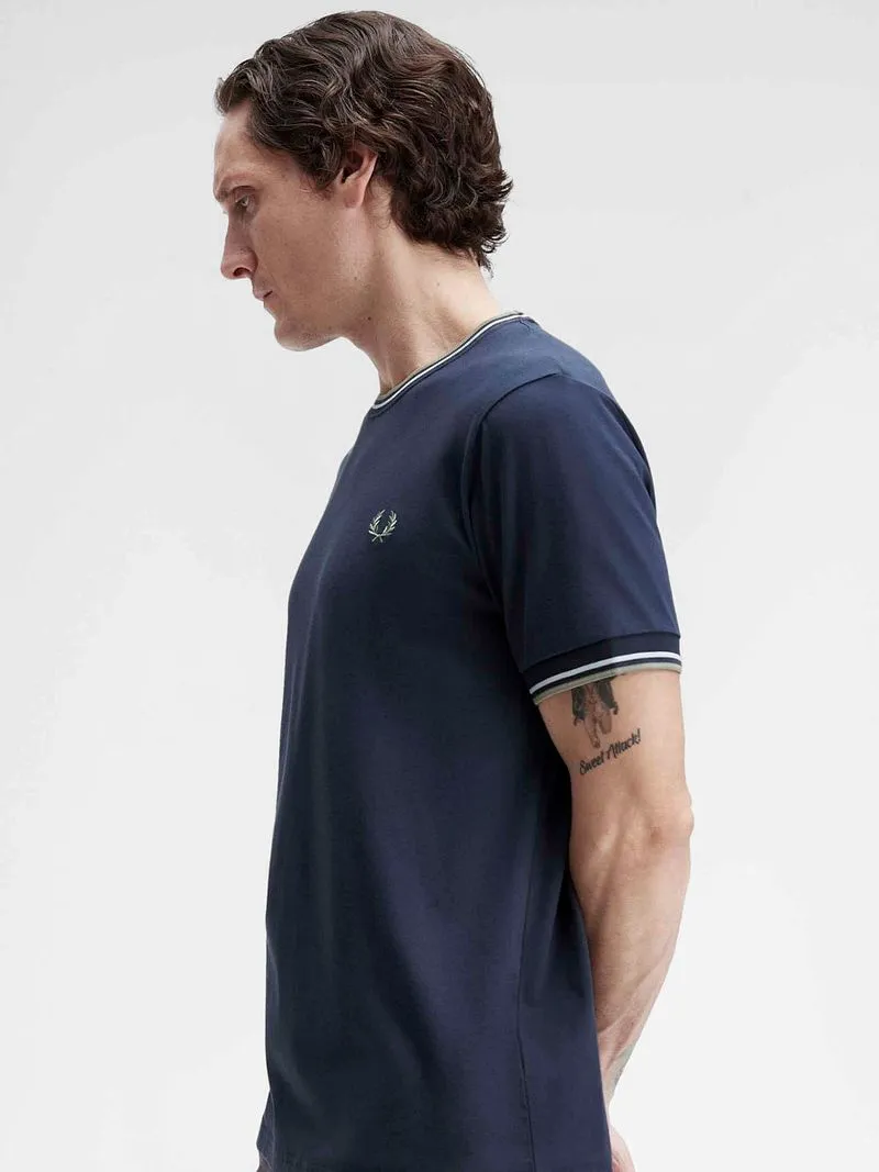 Fred Perry Fred Perry Twin Tipped T-Shirt Marine Z47 - Größe XL, Blau, – Produktbild 4 von 5
