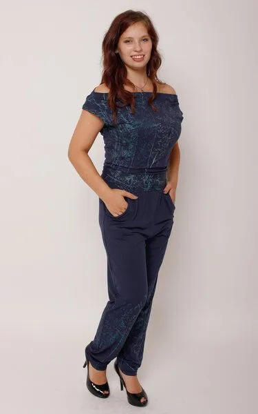 Peaces.bio - handbedruckte Biomode Peaces.bio - handbedruckte Biomode Modal-Edel-Jumpsuit "Gräserzauber", Dunkelblau, – Produktbild 3 von 3