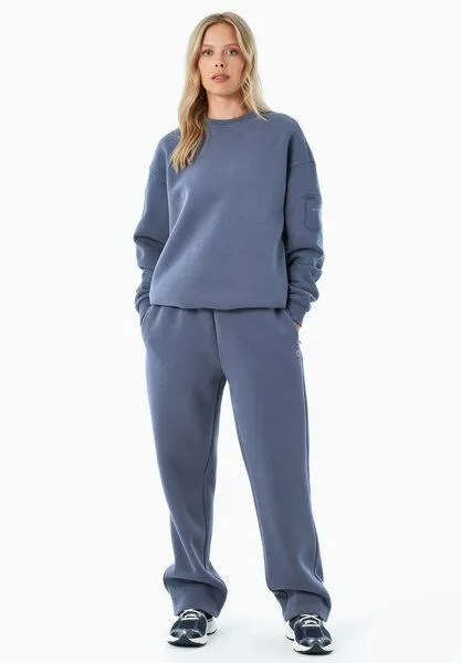 ORGANICATION ORGANICATION POLLEN | Essentials Travel Unisex Jogginghose aus Bio-Baumwolle & Recyceltem Polyester, Soft indigo, – Produktbild 4 von 4