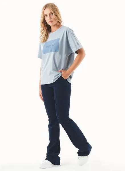 ORGANICATION ORGANICATION T-Shirt aus Bio-Baumwolle mit Print, Blau(dusty blue), – Produktbild 2 von 4