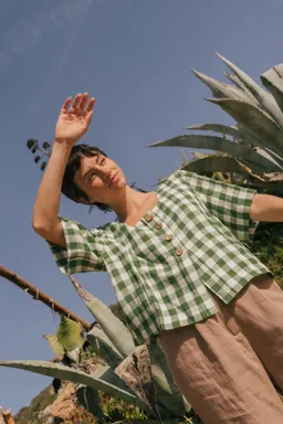 AmourLinen AmourLinen Damen vegan Top Maeve Grün Gingham – Produktbild 1 von 1