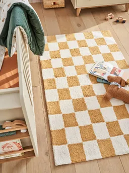 Vertbaudet Vertbaudet Kinderzimmer Teppich DACKEL mit Schachbrettmuster – Produktbild 1 von 1