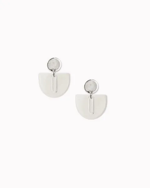 lille mus lille mus Ohrstecker 'Halbkreis Oval' aus Porzellan und 925 Silber, Weiß, – Produktbild 4 von 6