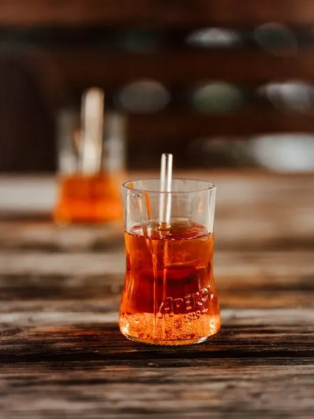 MaBe MaBe 4er Set Aperol Gläser - UPCYCLING aus der leeren 0,7l Flasche MIT 4x Glashalm – Produktbild 6 von 8