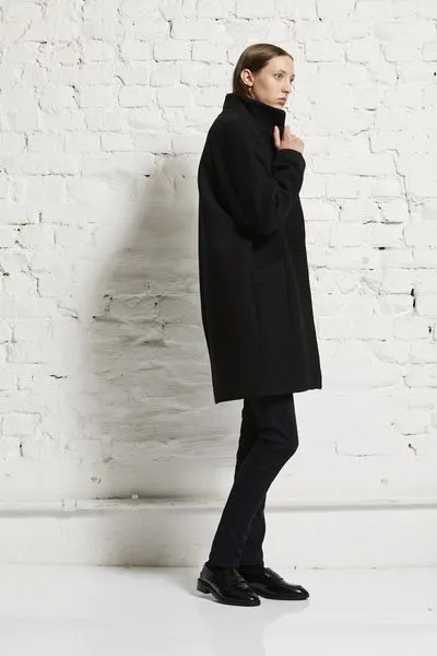 Wunderwerk Wunderwerk Damen Mantel aus Schurwolle, "O-shape coat", Schwarz (900 black), – Produktbild 1 von 4