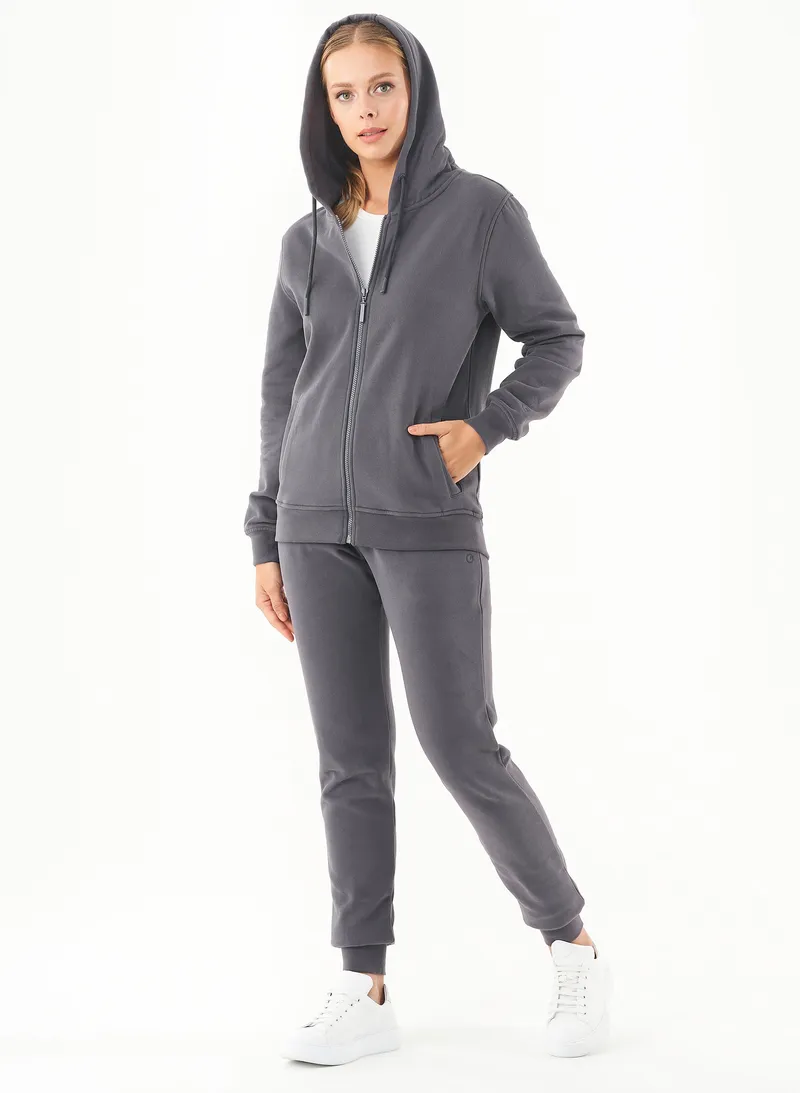 ORGANICATION ORGANICATION Damen vegan Soft-Touch-Kapuzenshirt Mit Reißverschluss Asphalt, Grau, – Produktbild 1 von 2