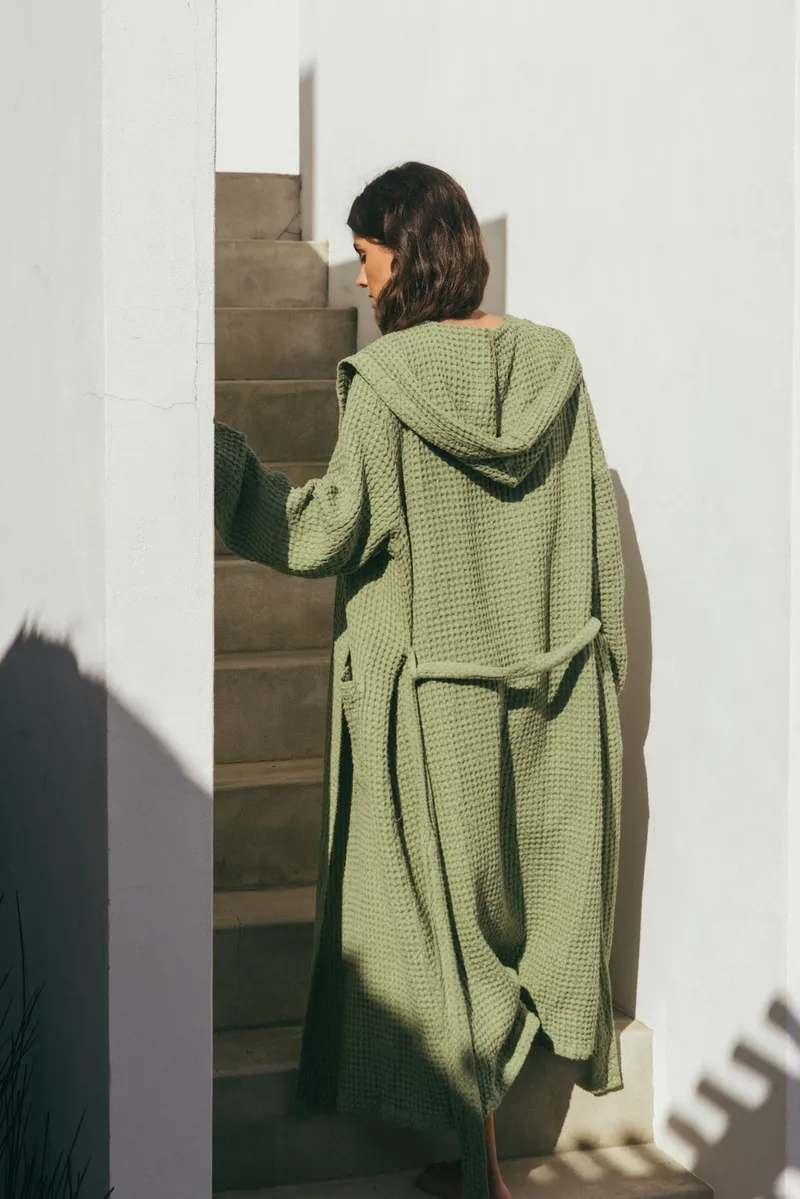 AmourLinen AmourLinen Damen vegan Bademantel Waffel Snuggle Moosgrün, Olivgrün, – Produktbild 1 von 2