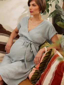 Envie De Fraise Kleid für Schwangerschaft & Stillzeit ENVIE DE FRAISE 100% Bio-Baumwolle GOTS-zertifiziert salbei – Produktbild 1 von 1