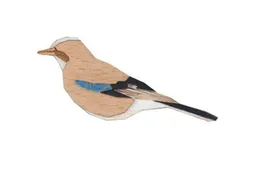 BeWooden BeWooden Holzbrosche Jay Brooch – Produktbild 1 von 1