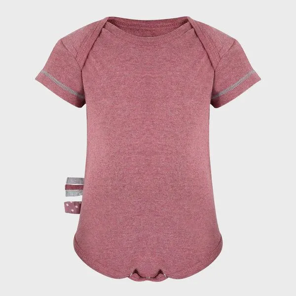 OrganicEra Baby S/S Kurzarm Bodysuit 'OrganicEra' aus Bio-Baumwolle, Bordeaux melange (rot), – Produktbild 2 von 4