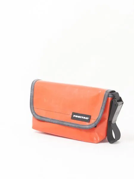 Freitag Freitag F41 Hawaii Five-O - red (000004289544) – Produktbild 2 von 3