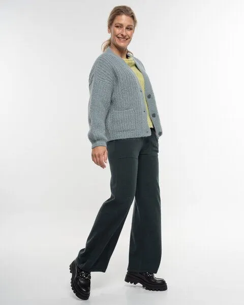 Alma & Lovis Alma & Lovis Legere Strickmarlene aus softem Bio-Baumwoll-/Woll-Mix | Cot-Wool Strickhose, Blackgreen (dunkelgrün), – Produktbild 3 von 4