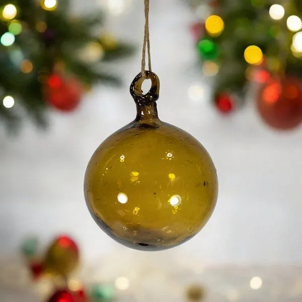 Moogoo Creative Africa Moogoo Creative Africa Mundgeblasene Weihnachtskugel | Brown | handgemacht in Palästina | Fair Trade for Peace – Produktbild 2 von 2