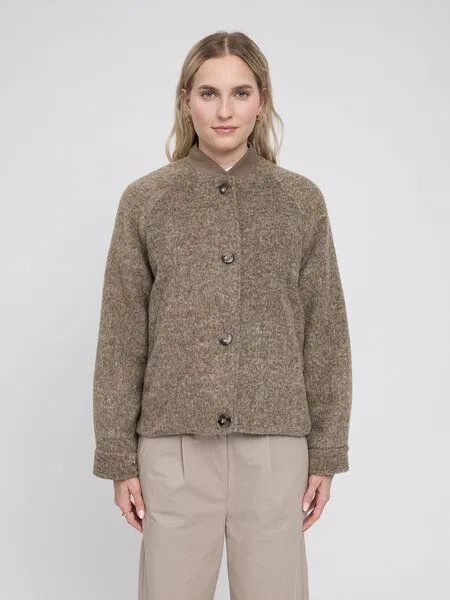 Mazine Mazine Bomberjacke in Woll-Optik aus recykeltem Plastik, Braun, – Produktbild 3 von 4