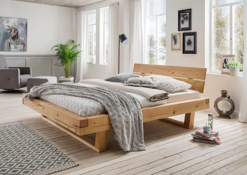 OTTO home Massivholzbett Ultima, Balkenbett, Fichte oder Eiche Massivholz, FSC® zertifiziert (sehr stabil: Hohe Belastbarkeit: 200kg je Seite, mehrere Breiten), Skandinavisches Designerstück, Robust, Füße in Kufenform, Made in EU, Beige, – Produktbild 1 von 7