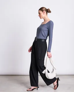 JAN N JUNE JAN 'N JUNE Damen vegan Langarmshirt Mit Vierkantausschnitt Fria Turbulence – Produktbild 1 von 1