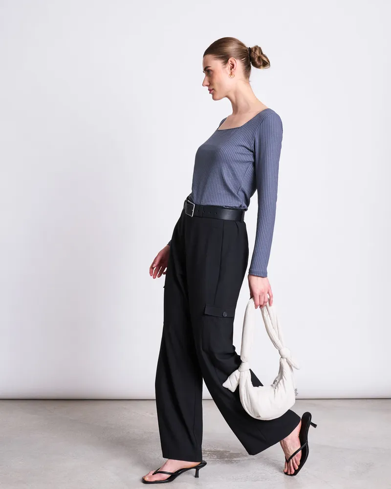 JAN N JUNE JAN N JUNE Damen vegan Langarmshirt Mit Vierkantausschnitt Fria Turbulence, Dunkelblau, – Produktbild 1 von 3