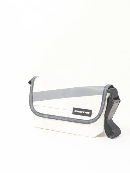 Freitag Freitag F41 Hawaii Five-O - white grey (000004289652) – Produktbild 2 von 3
