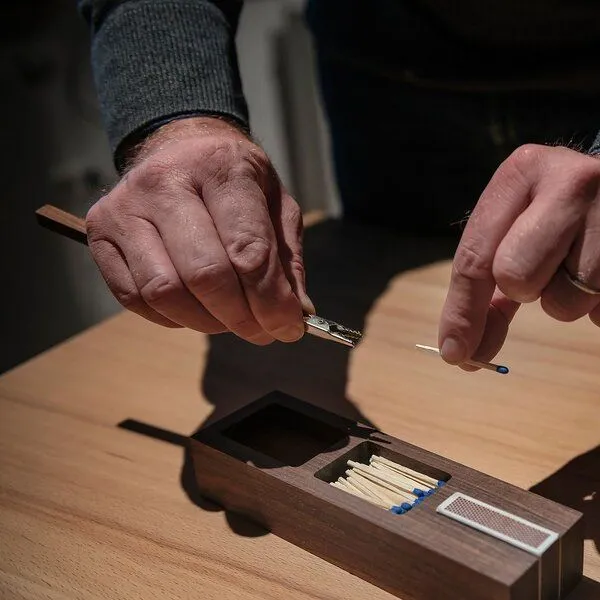 designimdorf designimdorf Feuerzeuge Set Box Nuss – Produktbild 4 von 4