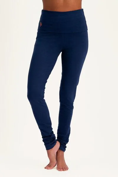 Urban Goddess Urban Goddess Yoga Leggings Shaktified, Midnight (dunkelblau), – Produktbild 2 von 4