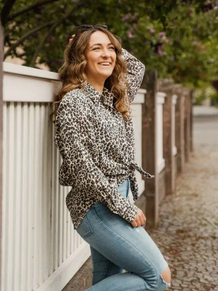 Hutch&Putch Hutch&Putch Musselin Oversize Bluse - Klassische Bluse - Langarmbluse aus 100% Bio-Baumwolle, Leo, – Produktbild 4 von 4