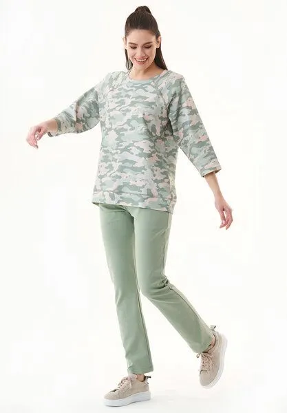ORGANICATION ORGANICATION Sweatshirt aus Bio-Baumwolle mit Camouflage-Muster, Multi(camouflage), – Produktbild 2 von 4
