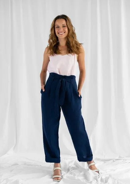 Sophia Schneider-Esleben Sophia Schneider-Esleben Paperbag Gita - Hose aus Bio Baumwolle, Blau, – Produktbild 2 von 4