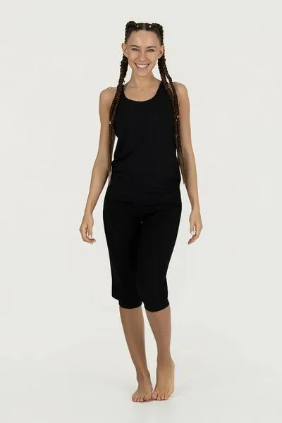 Urban Goddess Urban Goddess Capri Yoga Hose Sukha – Bio-Baumwolle, Onyx black (schwarz), – Produktbild 4 von 4