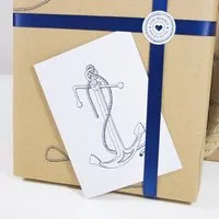 Bow & Hummingbird Bow & Hummingbird Postkarte Anker – Produktbild 1 von 1