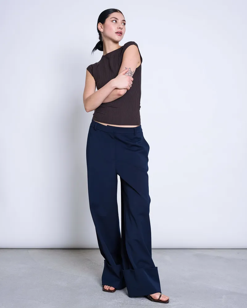 JAN N JUNE JAN 'N JUNE Damen vegan T-Shirt Rib Apis Mud, Dunkelbraun, – Produktbild 1 von 2