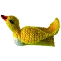 El Puente El Puente Gestrickte Fingerpuppe "Gelbe Ente" | Fair Trade & Handmade aus Peru – Produktbild 1 von 1