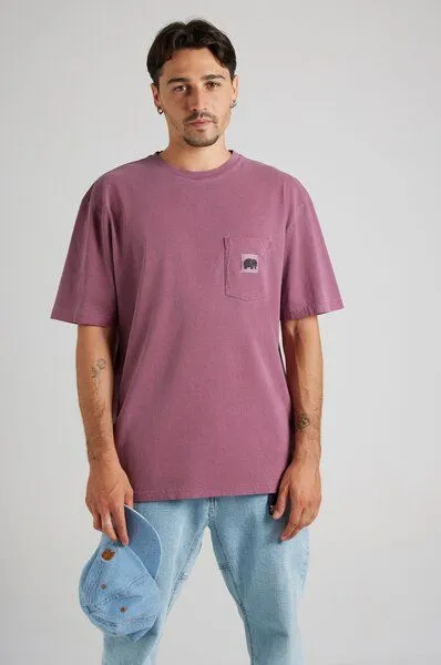 Trendsplant Trendsplant Garza Pigment Dyed T-Shirt Garnacha Red, Lila, – Produktbild 2 von 4