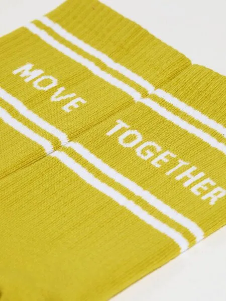 LANIUS LANIUS Socken MOVE aus Bio-Baumwolle mit recyceltem Polyamid, Citrus, – Produktbild 2 von 2