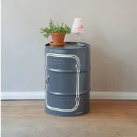 Lockengelöt Lockengelöt Nachttisch/Couchtisch mit Tür aus einem kleinen Ölfass, Schiefergrau (gepulvert), – Produktbild 2 von 3