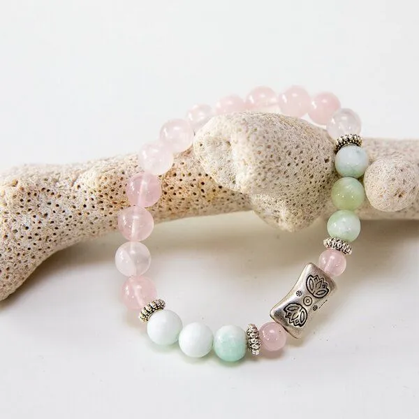 Divasya Divasya Armband "Lotus Garden" aus Rosenquarz – Produktbild 3 von 4