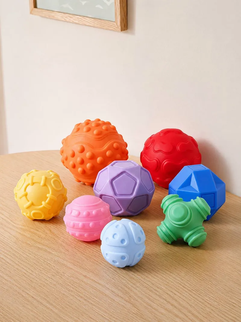 Vertbaudet 8er-Set Baby Sensorikbälle, Gelb, – Produktbild 1 von 4
