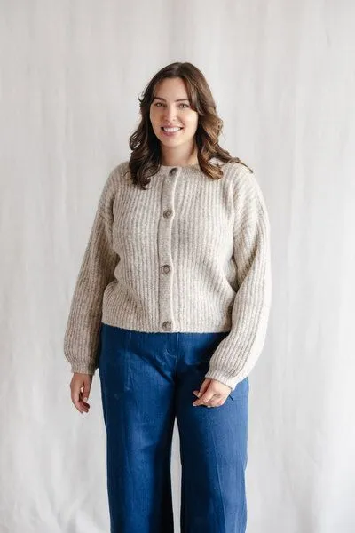 Jyoti - Fair Works Jyoti - Fair Works Baby-Alpaka Strickcardigan Betana, Hellgrau, – Produktbild 4 von 4