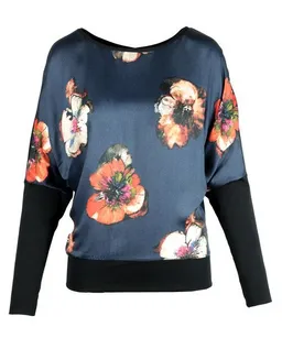 LASALINA LASALINA LINDA Blumenlangarmshirt - Ecovero Viskose & Bio Baumwolle – Produktbild 1 von 1