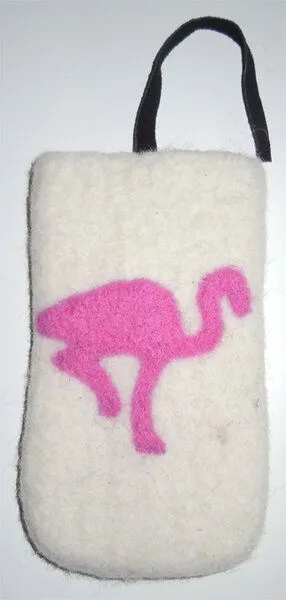 short'n'pietz short'n'pietz handgefilzte IPhone-Hülle aus 100% Schafswolle, Weiß, – Produktbild 4 von 8