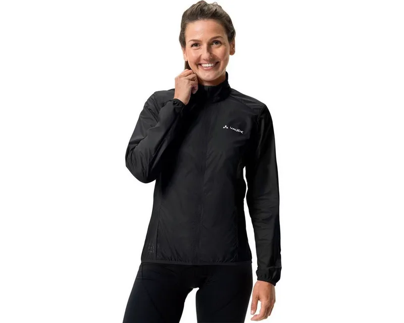 Vaude Vaude Fahrradjacke Women's Matera Air Jacket Leichte Damen-Windjacke für Radsport, wind- und wasserabweisend, Schwarz, – Produktbild 2 von 4