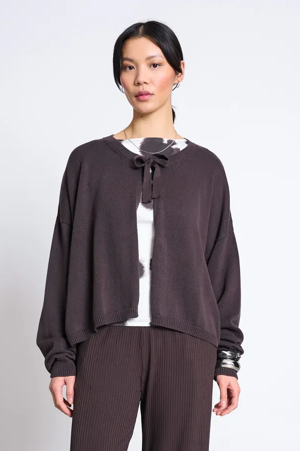 JAN N JUNE JAN 'N JUNE Damen vegan Strickjacke Zea Zartbitter Braun, Dunkelbraun, – Produktbild 1 von 1