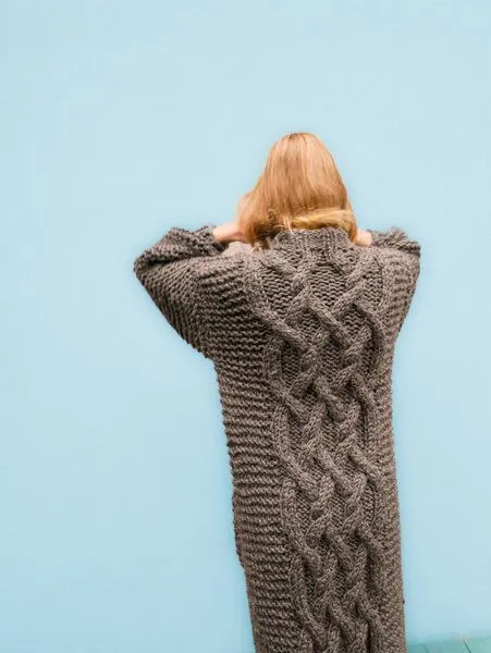 PANAPUFA PANAPUFA lange Strickjacke aus Merinowolle, Taupe braun, – Produktbild 3 von 3
