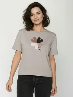 GreenBomb GREENBOMB Clover Nova - Kastiges T-Shirt aus Bio-Baumwolle / hochwertiger Print / GOTS / Fair & Vegan – Produktbild 1 von 1