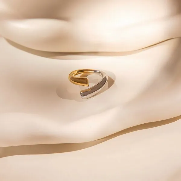 ELEKTROPULLI ELEKTROPULLI Größenverstellbarer Silber SPIRAL Ring, Gold, – Produktbild 1 von 2